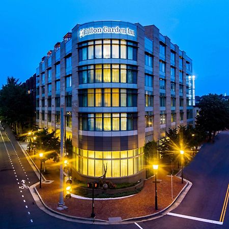 Hilton Garden Inn Alexandria Old Town National Harbor Extérieur photo
