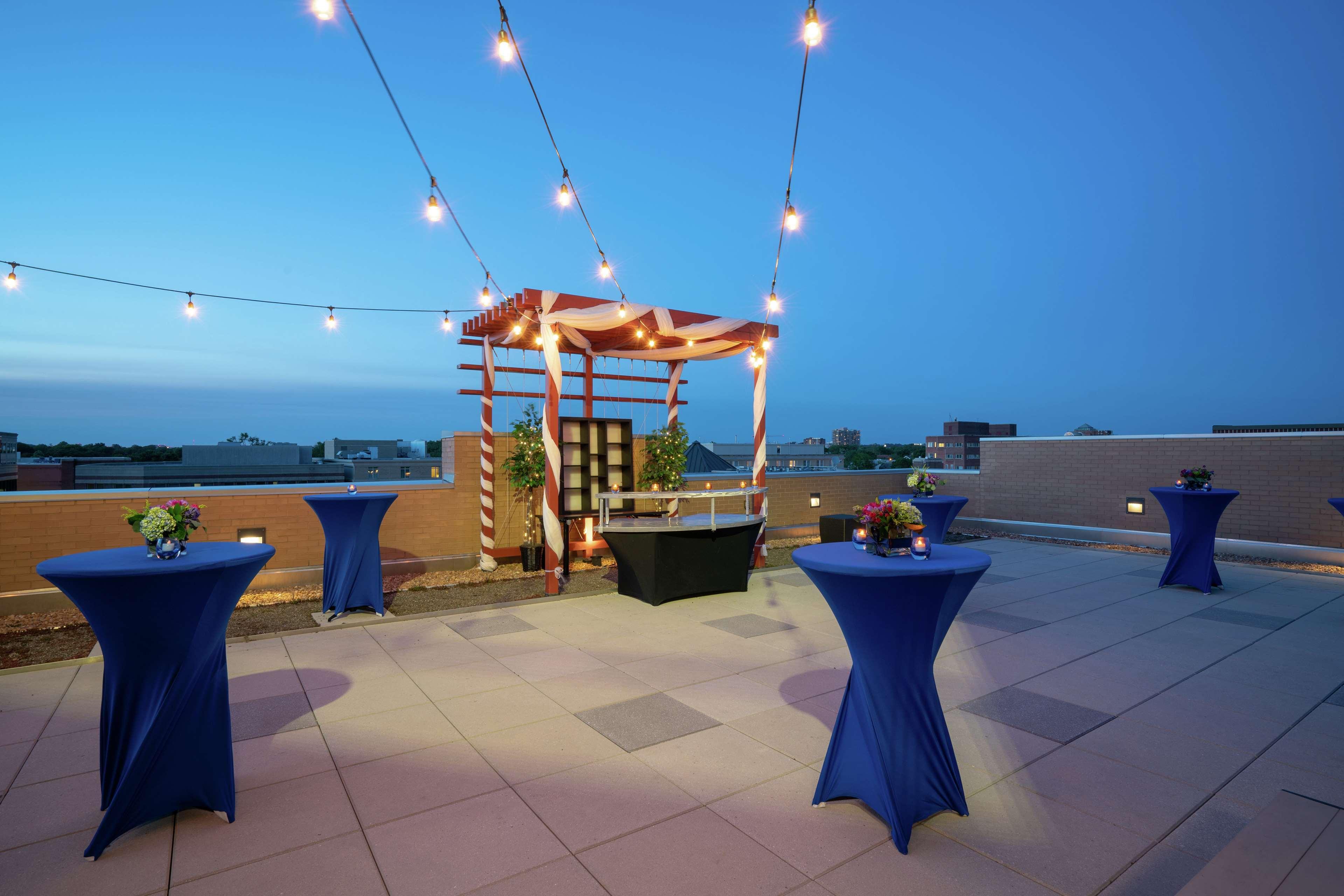 Hilton Garden Inn Alexandria Old Town National Harbor Extérieur photo