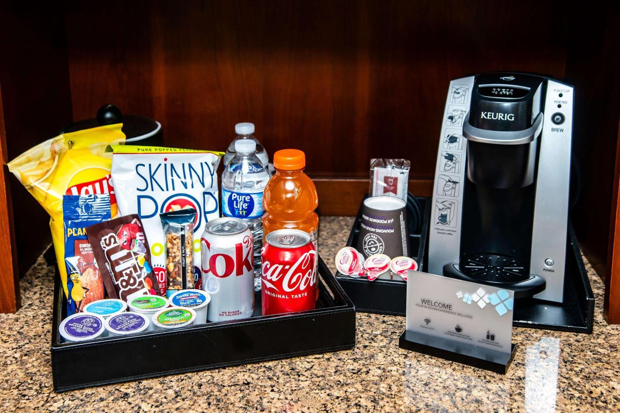 Hilton Garden Inn Alexandria Old Town National Harbor Extérieur photo